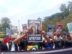 Terbukti Cacat Moral, Ratusan Aktivis Desak Mendagri Copot PJ Bupati Muba Apriyadi