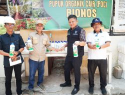 Enos Didampingi Kepala DLH Tinjau Pembuatan Pupuk Bioenos Pertama di Sumsel