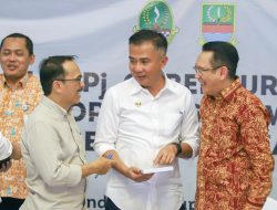 Pj Gubernur Jawa Barat Bey Machmudin Memastikan SMA/SMK Gratis