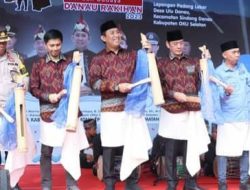 Bupati OKU Selatan Bersama Anggota DPR RI Hadiri Pembukaan Festival Seni dan Budaya Danau Rakihan