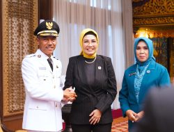 Ketua DPRD Sumsel RA. Anita Noeringhati, Hadiri Pelantikan dan Sumpah Jabatan Bupati OKI