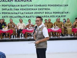 Menuju KIS 100 Persen, Ratu Dewa Konsisten Buka Layanan Jemput Bola Serta Bagikan Sembako