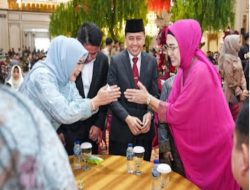 Ketua DPRD Sumsel RA Anita Noeringhati Hadiri Resepsi Pernikahan Ninda Carissa dan Muhammad Tias Alpiqih