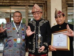 Kado Spesial Hardiknas, Pemkab OKU Timur Raih Penghargaan dari Mendikbudristek