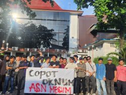 Viralnya Video Asusila Oknum ASN Muba “AP”, Aliansi Mahasiswa Geruduk Kantor Gubernur Sumsel