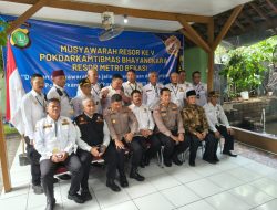 Wakasat Binmas Polres Metro Bekasi Bersama Kanit Binmas Polsek Cikarang Barat Hadiri Giat Musres Pokdarkamtibmas