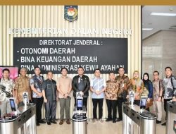 Pimpinan DPRD Sumatera Selatan Konsultasi ke Ditjen Bina Keuangan Daerah Kementerian Dalam Negeri RI Jakarta