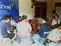Pertemuan dengan Warga, Pembangunan Pusat Niaga Mega Ria, Masyarakat : Camat dan Kades Hanya Formalitas