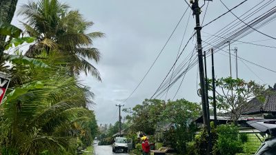 PLN Pulihkan Listrik Pascabencana, Warga Bali Kembali Beraktivitas