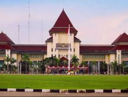 sindiran Warga Serta Aktifis atas buruk sistem pengelolaan keuangan daerah di tengah kebijakan efisiensi anggaran