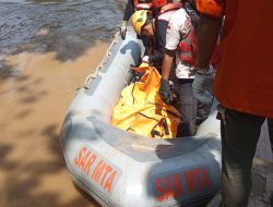 Tim SAR Gabungan Temukan Jasad Fatur Korban Tenggelam Di Kali Cikarang