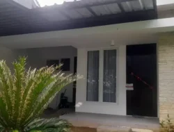Penyidik KPK Menyegel Rumah Pribadi KAJARI Kabupaten Bekasi di Kawasan Cikarang