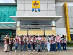Srikandi PLN UP3 Ogan Ilir Gelar Gerakan Sejuta Pohon, Wujud Kepedulian terhadap Lingkungan Kerja
