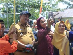 Bupati Abusama Hadiri HUT Ke 22 Tahun Desa Selabung Belimbing Jaya