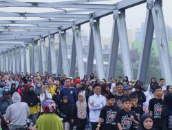 Semarak HUT Jadi OKU Selatan Ribuan Masyarakat Ikuti Jalan dan Senam Sehat