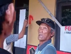 ” Waduh” Ada apa Ya Kantor Desa Pantai Mekar Muaragembong Di Segel Oleh Warga