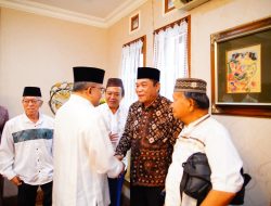 Bupati HM Toha Tohet Hadiri Tahlilan Alex Noerdin, Doakan Pengabdian Pelopor Sekolah dan Berobat Gratis