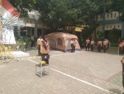 Kepala Sekolah SDN Mekarsari 04 Pimpin Upacara Kegiatan Persami