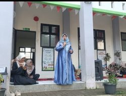 Kepala Sekolah SDN Tridayasakti 04 Bersama Komite Sekolah Adakan Santunan Anak Yatim Dan Buka Puasa Bersama