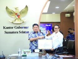 Gubernur Herman Deru Terima Sertifikat HPL Mozaik 5 dan 6, Dorong Percepatan Tata Ruang dan Digitalisasi Pertanahan