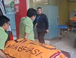 Rumah Sakit Polri Kramat Jati Jakarta Timur masih melaksanakan proses identifikasi 10 jenazah korban kecelakaan Tabrakan Kereta Api