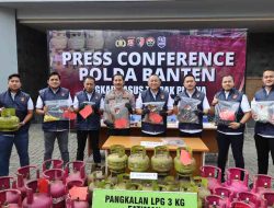 Polisi Amankan 3 Pelaku Pemindahan LPG Bersubsidi ke 12 Kg