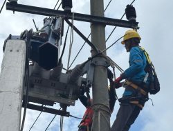 PLN ULP Kayuagung Perkuat Keandalan Listrik di Desa Celikah Melalui Relokasi LBS dan Pemeliharaan Jaringan