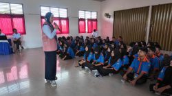 Edukasi Kelistrikan Sejak Dini, Srikandi PLN UP3 Ogan Ilir Gelar “PLN Goes To School” di SMKN 1 Payaraman
