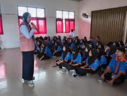 Edukasi Kelistrikan Sejak Dini, Srikandi PLN UP3 Ogan Ilir Gelar “PLN Goes To School” di SMKN 1 Payaraman
