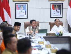 Gubernur Herman Deru Pimpin Rakor Penanganan Banjir, Instruksikan Pembentukan Satgas hingga Perbaikan 21 Gorong-gorong Tertusuk Tiang LRT