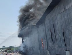 Akibat RDF, TPST Jati Timbul Desa Cirejag di Amuk Sijago Merah