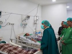 Bupati Aep Tinjau Pelayanan MOW Massal di RSUD Karawang
