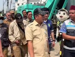 Optimalkan Fungsi Saluran Air, Pemkab Karawang Tertibkan Bangli Diatas Saluran Drainase