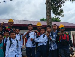 Jelang HUT RI ke-81, PLN Ingatkan Umbul-Umbul Wajib Berjarak Aman dari Jaringan Listrik