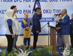 Lantik Ribuan Relawan di OKU Timur, Iskandar Perkuat Basis PAN Menuju Pemilu 2029