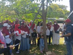 Warga Masyarakat Dan Pendukung Sumitra Calon Kades Tridayasakti Nomor 3 (Tiga) Nampak kompak Dan Semangat Mengikuti Kampanye